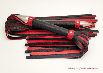 MTO Black & Red Medium Flogger 