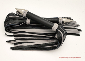 Single Medium Flogger in Black & Gray