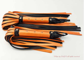 Flogger set in Metallic Orange & Black