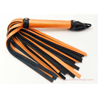 Flogger set in Metallic Orange & Black