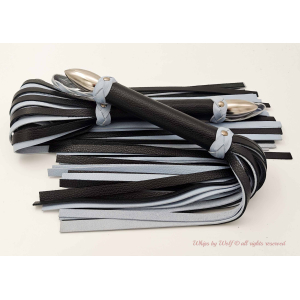 Flogger set in Black & Ice Blue
