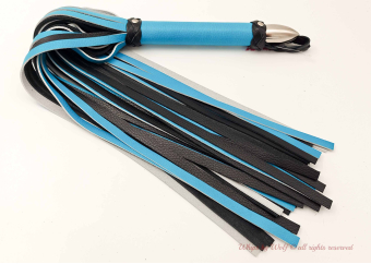 Flogger set in Turquoise & Black