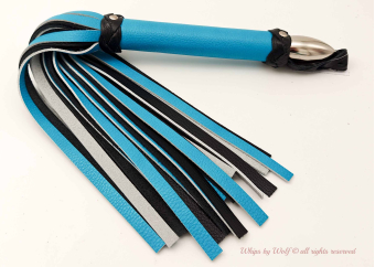 Flogger set in Turquoise & Black