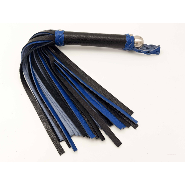 Single Medium Flogger in Black & Blue