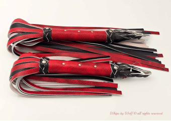 Exclusive Flogger set in Snake Red & Black