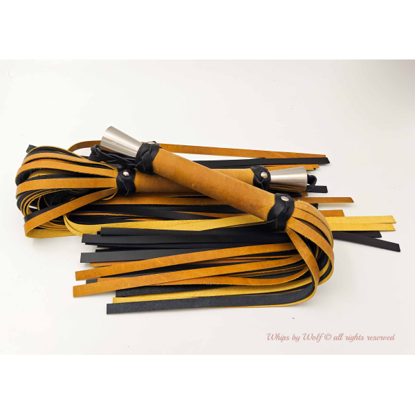 Exclusive Flogger set in Wax Yellow & Sharp Black