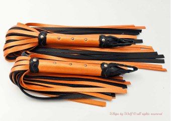 Flogger set in Metallic Orange & Black