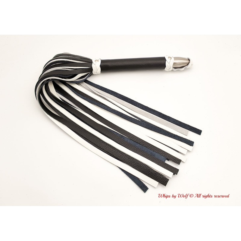 MTO Black & White Large Flogger 