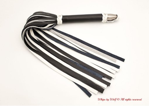 MTO Black & White Large Flogger 