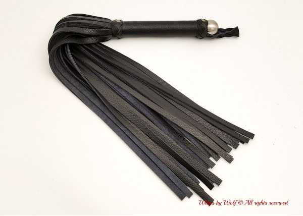 MTO Black Large Flogger 