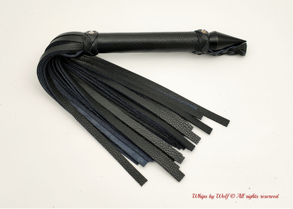 MTO Black Medium Flogger 