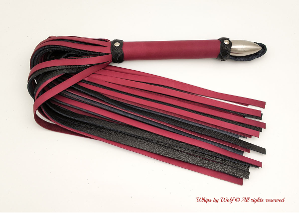 Single Large Flogger in Red & Black
