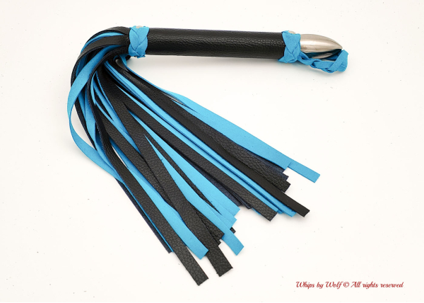 Single Medium Flogger in Black & Turquoise 