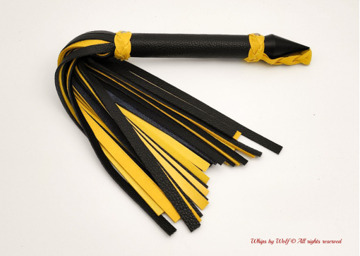 Single Medium Flogger in Black & Shiny Yellow