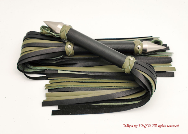 Flogger set in Olive & Black Flogger set in Olive & Black