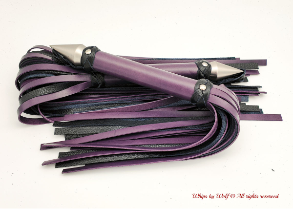 Flogger set in Purple & Black