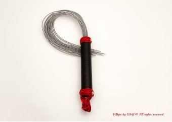 Solid Gummy Flogger