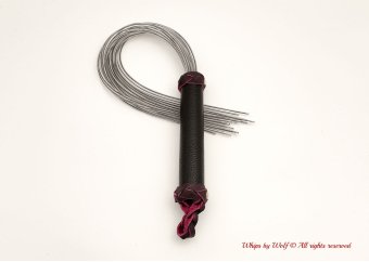 Solid Gummy Flogger