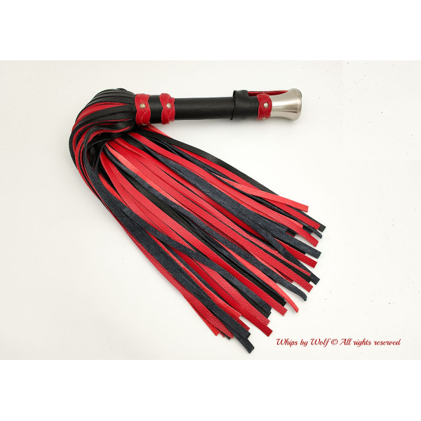 MTO Black & Red Huge Flogger 