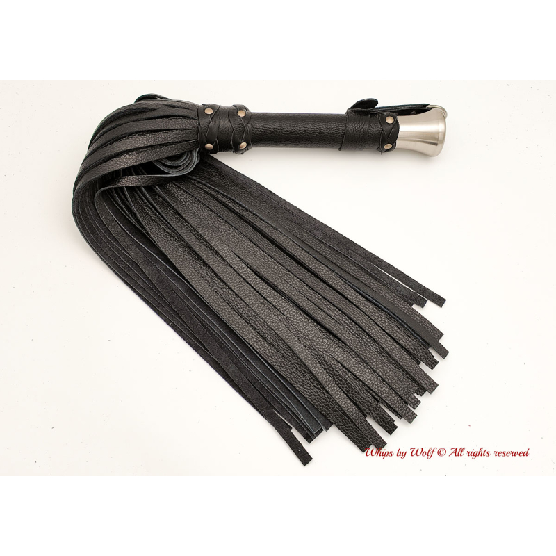 MTO Black Huge Flogger 