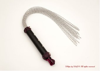 Dark Twisted Gummy Flogger