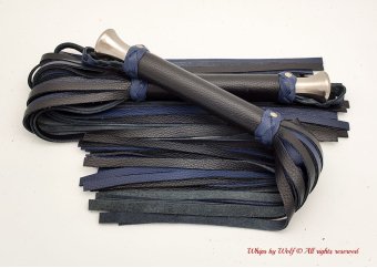 MTO Black & Dark Blue Medium Flogger