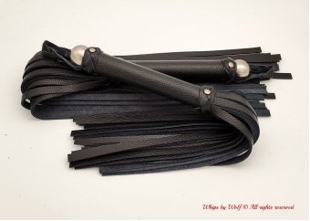 MTO Black Medium Flogger 