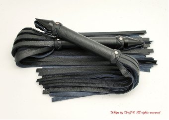 MTO Black Medium Flogger 