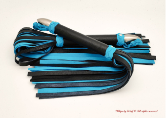 Single Large Flogger in Black & Turquoise 